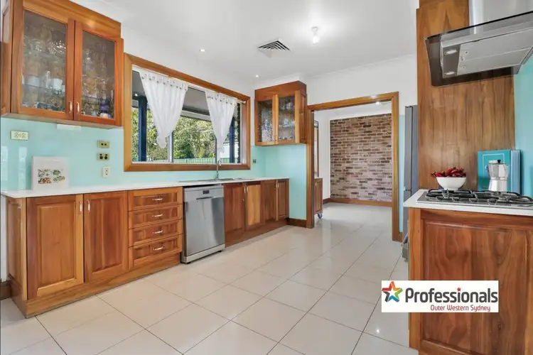 Fourth view of Homely house listing, 8 Wills Glen, St Clair NSW 2759