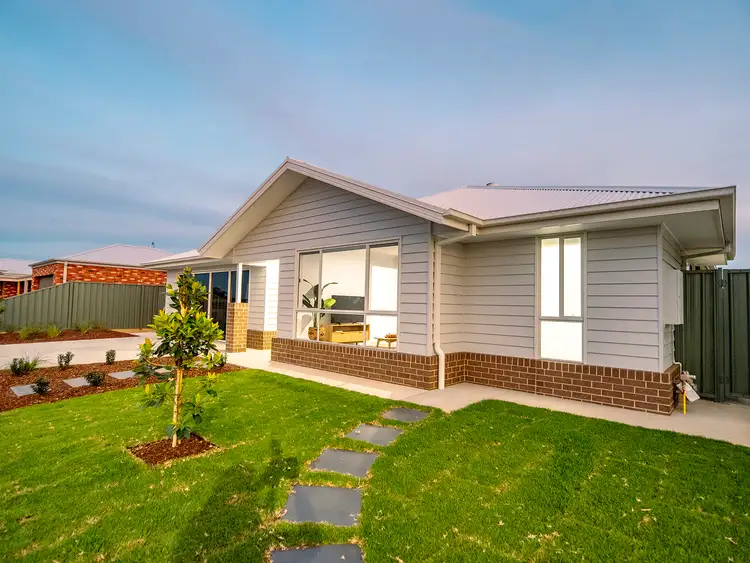 Second view of Homely house listing, 54 Egret Drive, Kialla VIC 3631
