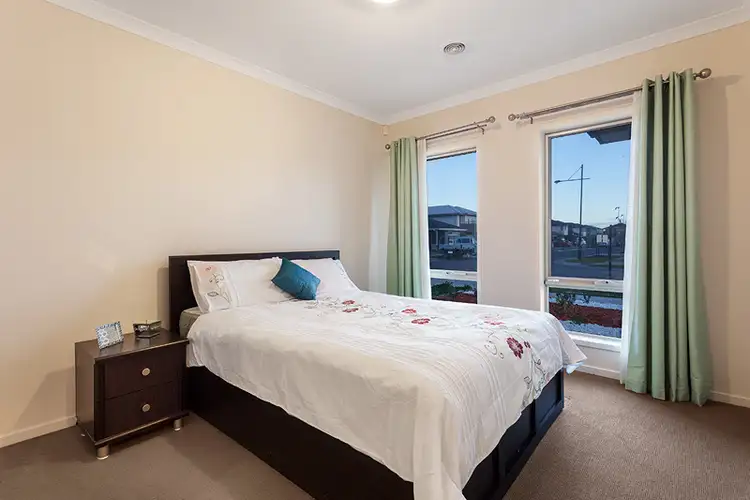Sixth view of Homely house listing, 48 Dahlia Crescent, Keysborough VIC 3173