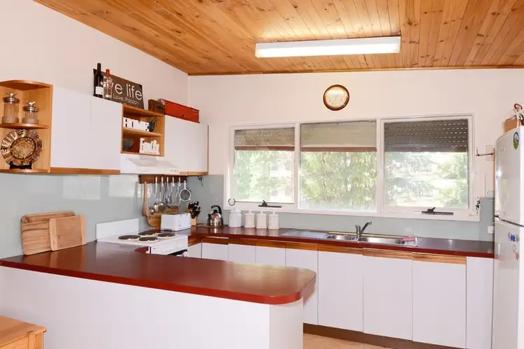 Sixth view of Homely house listing, 2 Middleton Drive, Woori Yallock VIC 3139