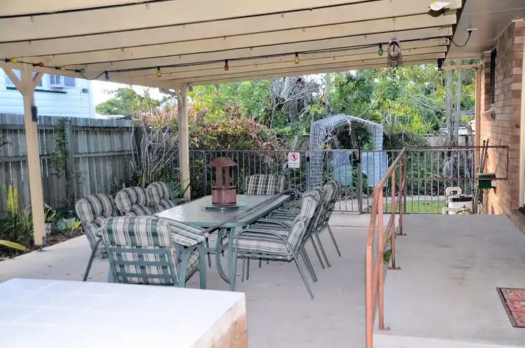 Sixth view of Homely house listing, 2 Reedy Street, Redcliffe QLD 4020