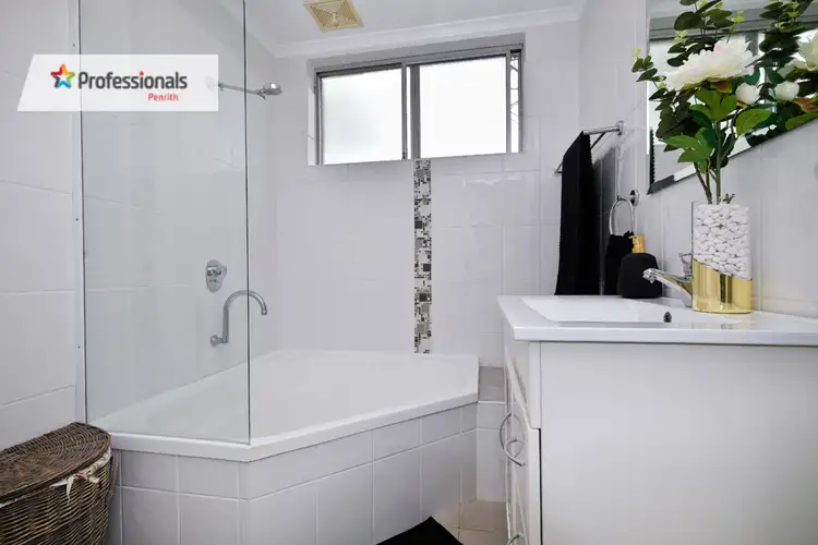 Second view of Homely unit listing, 4/37a Evan Street, Penrith NSW 2750