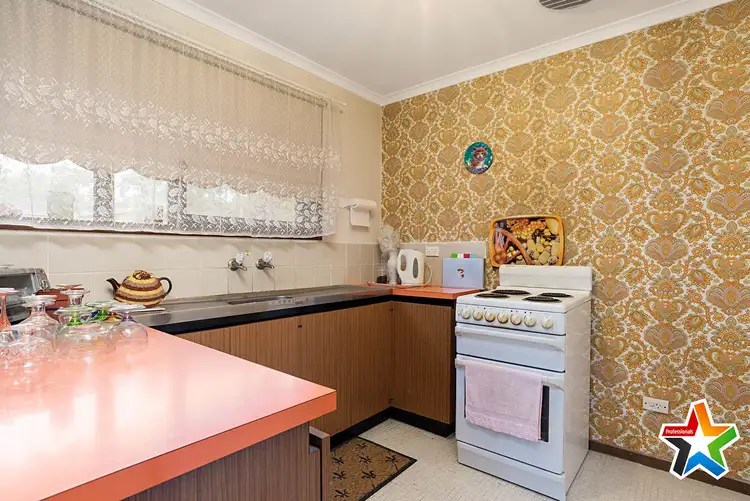Fifth view of Homely house listing, 1 Rosedale Crescent, Ringwood East VIC 3135