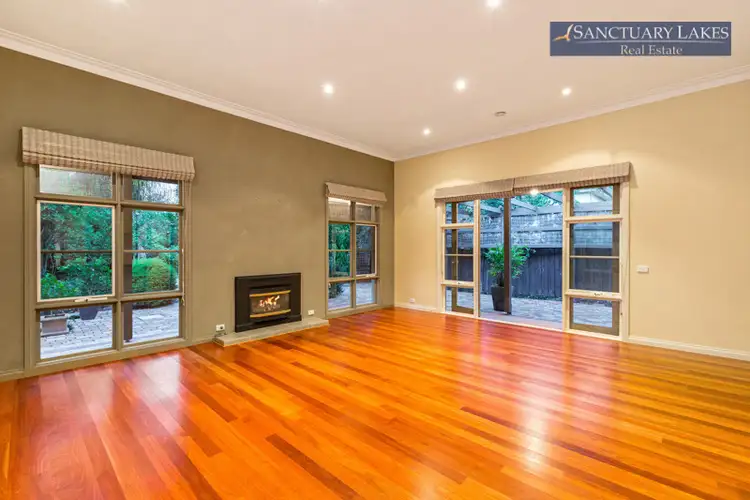 Sixth view of Homely house listing, 5 Classic Court, Sanctuary Lakes VIC 3030