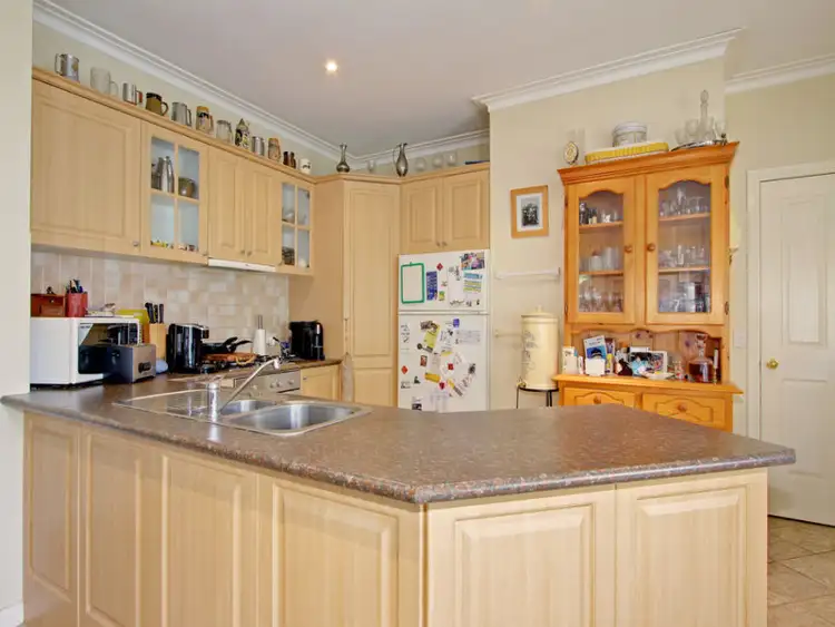 Second view of Homely house listing, 2/92 Brice Avenue, Mooroolbark VIC 3138