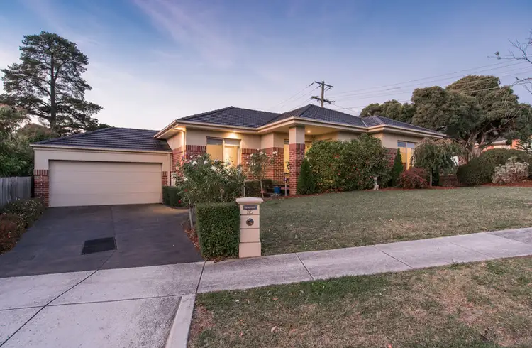35 Highland Crescent, Mooroolbark VIC 3138