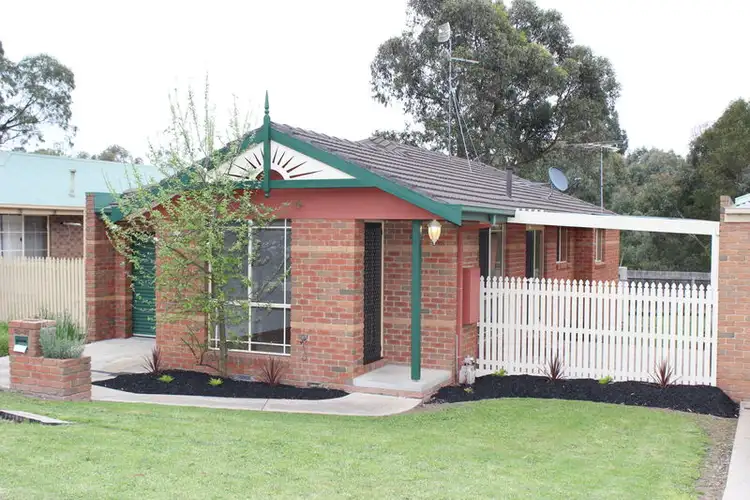 2/50 Haymes Road, Mount Clear VIC 3350