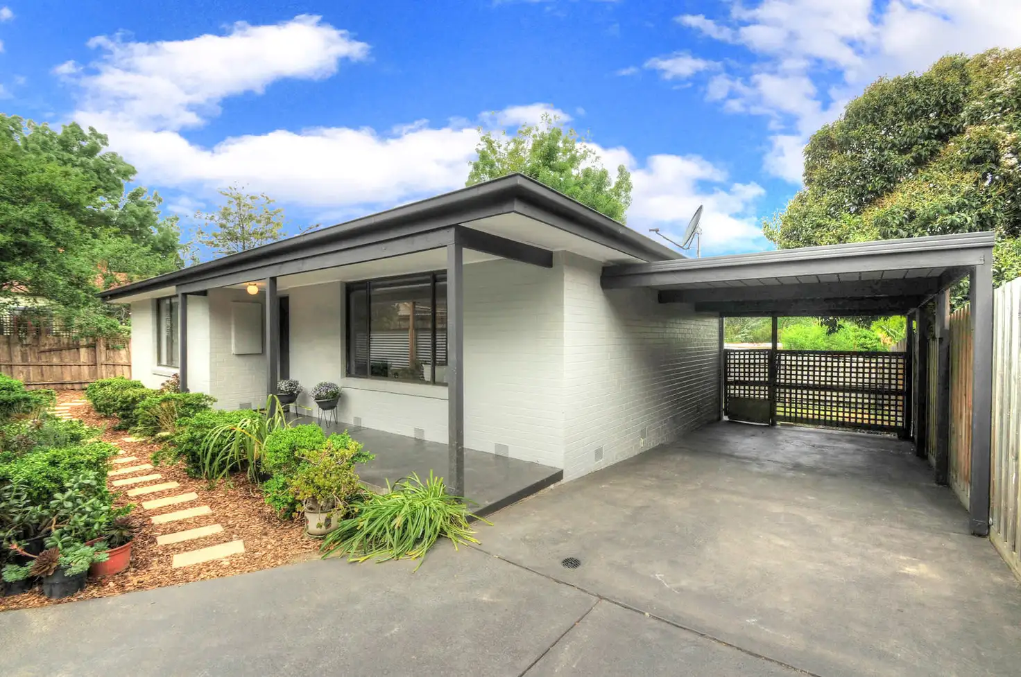 Main view of Homely unit listing, 2/120 Warrandyte Road, Ringwood VIC 3134