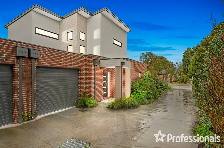 1 Brennan Close, Mooroolbark VIC 3138