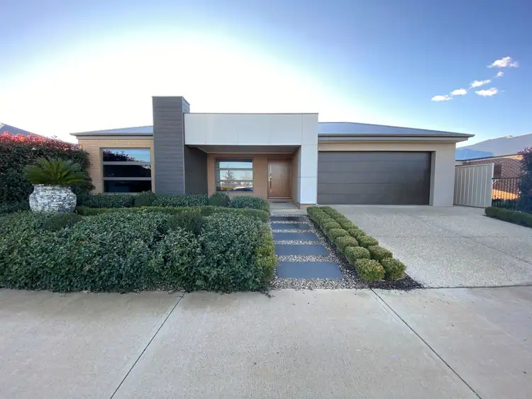 Main view of Homely house listing, 92 Sanctuary Drive, Kialla VIC 3631