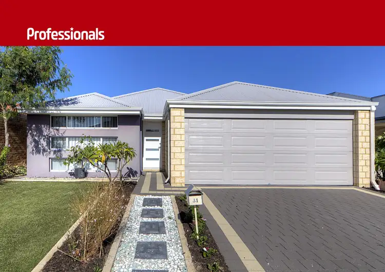 31 Balyat Way, Wattle Grove WA 6107