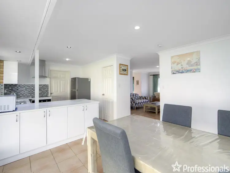 Seventh view of Homely house listing, 4 Itea Court, High Wycombe WA 6057