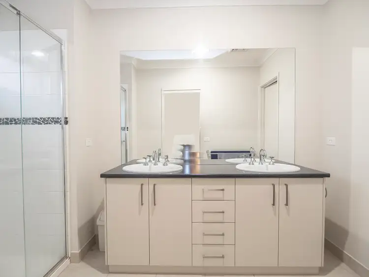 Sixth view of Homely house listing, 8 Ackers Court, Shepparton East VIC 3631