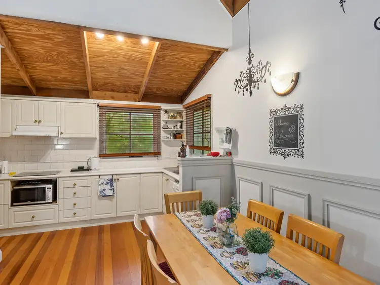 Seventh view of Homely house listing, 4 Ballina Court, Buxton VIC 3711