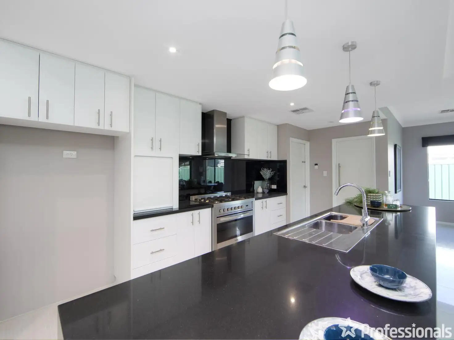 Main view of Homely house listing, 8 Tyler Mews, Forrestfield WA 6058