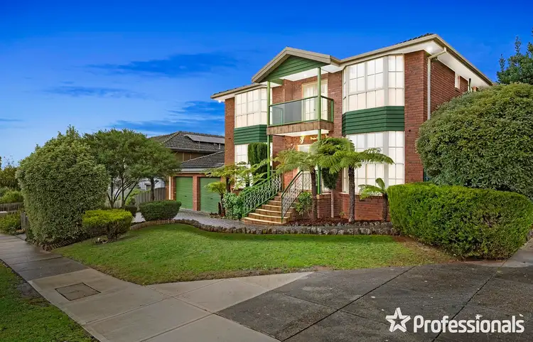 5 Batterbee Drive, Mooroolbark VIC 3138
