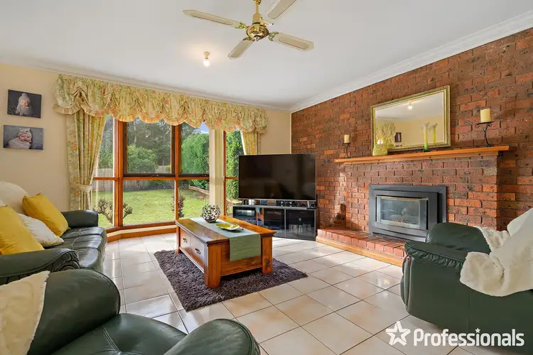 Fifth view of Homely house listing, 5 Batterbee Drive, Mooroolbark VIC 3138