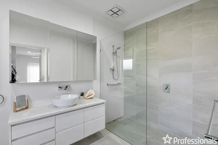 Fifth view of Homely house listing, 121/100 Clementine Boulevard, Treeby WA 6164