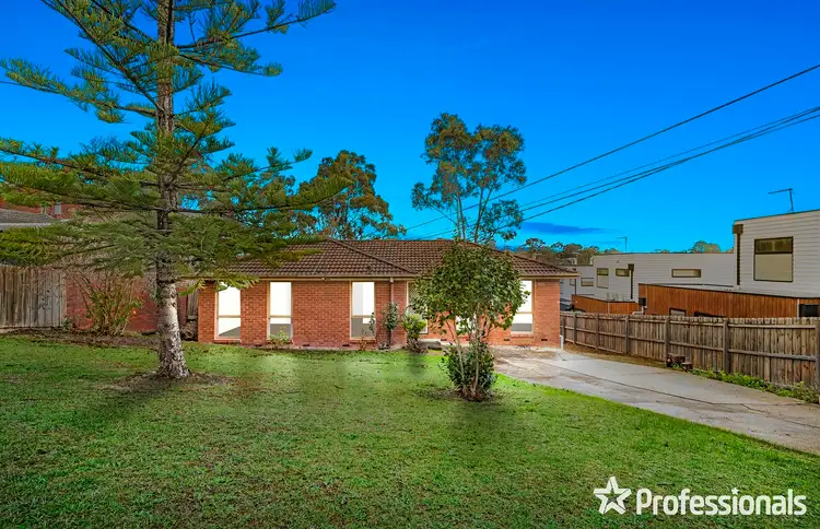 48 Winyard Drive, Mooroolbark VIC 3138