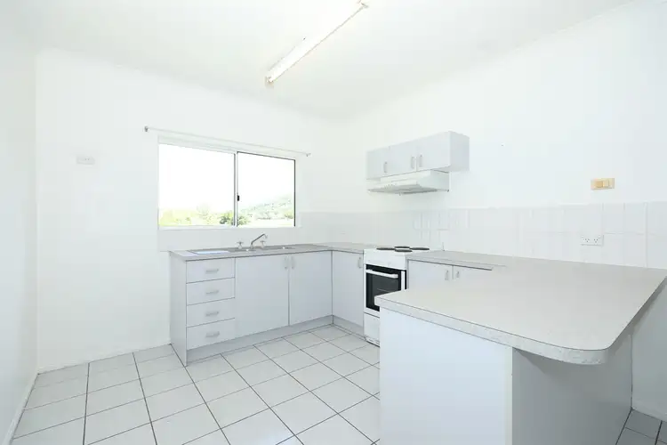 Fifth view of Homely unit listing, 4/27 Mintaro Crescent, Woree QLD 4868