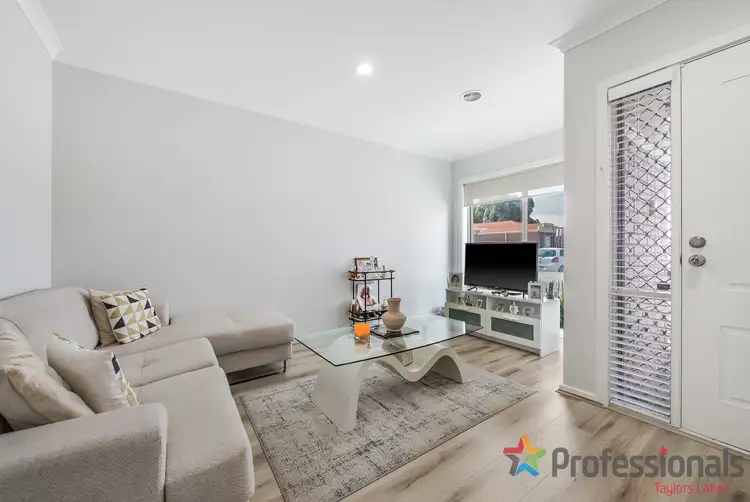 Fifth view of Homely unit listing, 23 Tintern Loop, Hillside VIC 3037