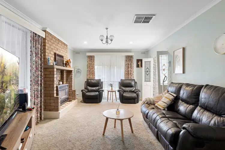 Second view of Homely house listing, 41 Nottingham Court, White Hills VIC 3550