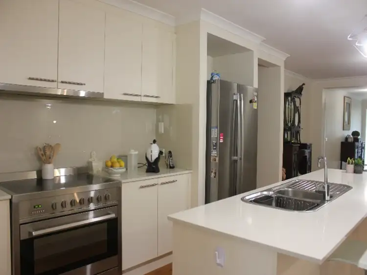 Seventh view of Homely house listing, 10 Endeavour Court, Nathalia VIC 3638