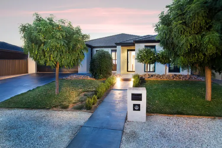 76 Bassett Drive, Strathfieldsaye VIC 3551