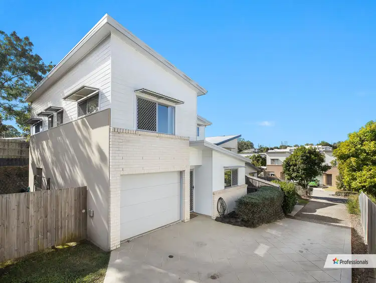 2/115 Bunya Road, Everton Hills QLD 4053