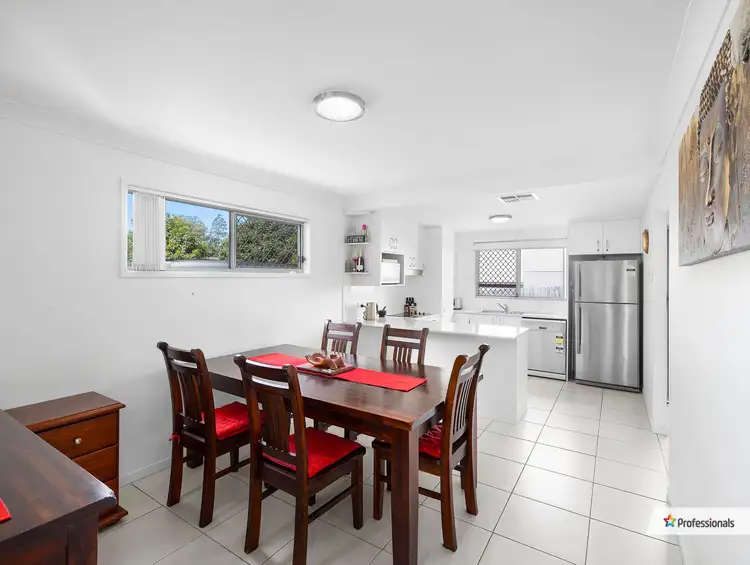 Fourth view of Homely townhouse listing, 2/115 Bunya Road, Everton Hills QLD 4053