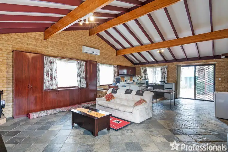 Fifth view of Homely house listing, 2 Chancery Court, Forrestfield WA 6058