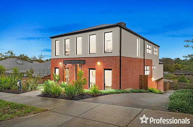 Main view of Homely house listing, 13 Tiverton Circuit, Mooroolbark VIC 3138