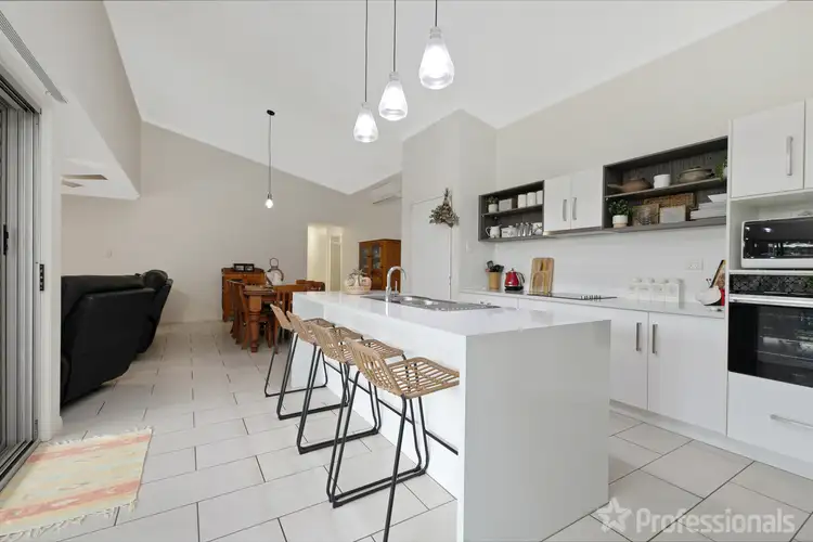 Fifth view of Homely house listing, 11 Hillside Court, Zilzie QLD 4710