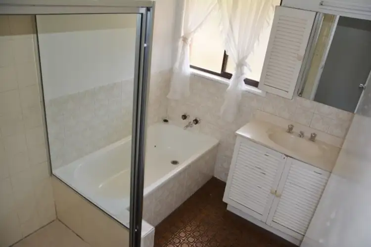 Seventh view of Homely house listing, 303 Walnut Avenue, Mildura VIC 3500