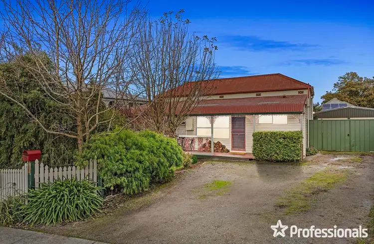 12 Bailey Road, Mount Evelyn VIC 3796