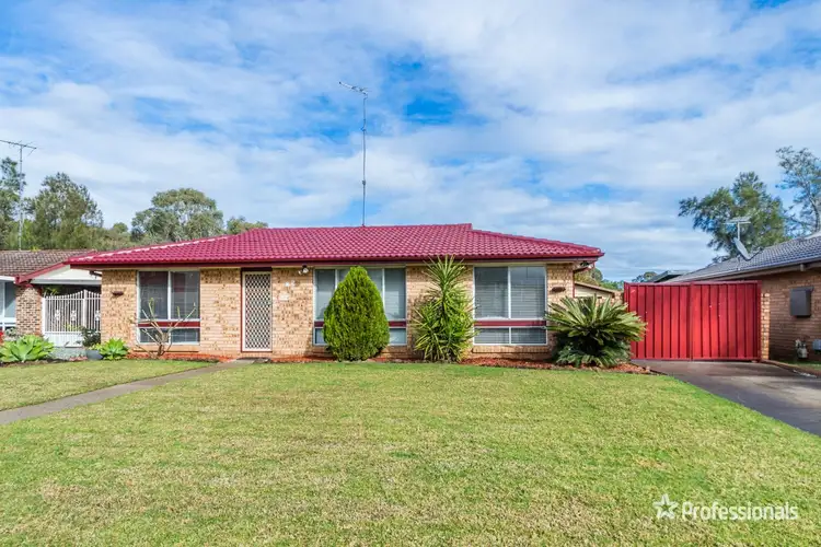 89 Rotorua Road, St Clair NSW 2759