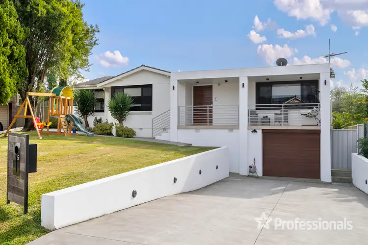 5 Tuscan Place, Casula NSW 2170