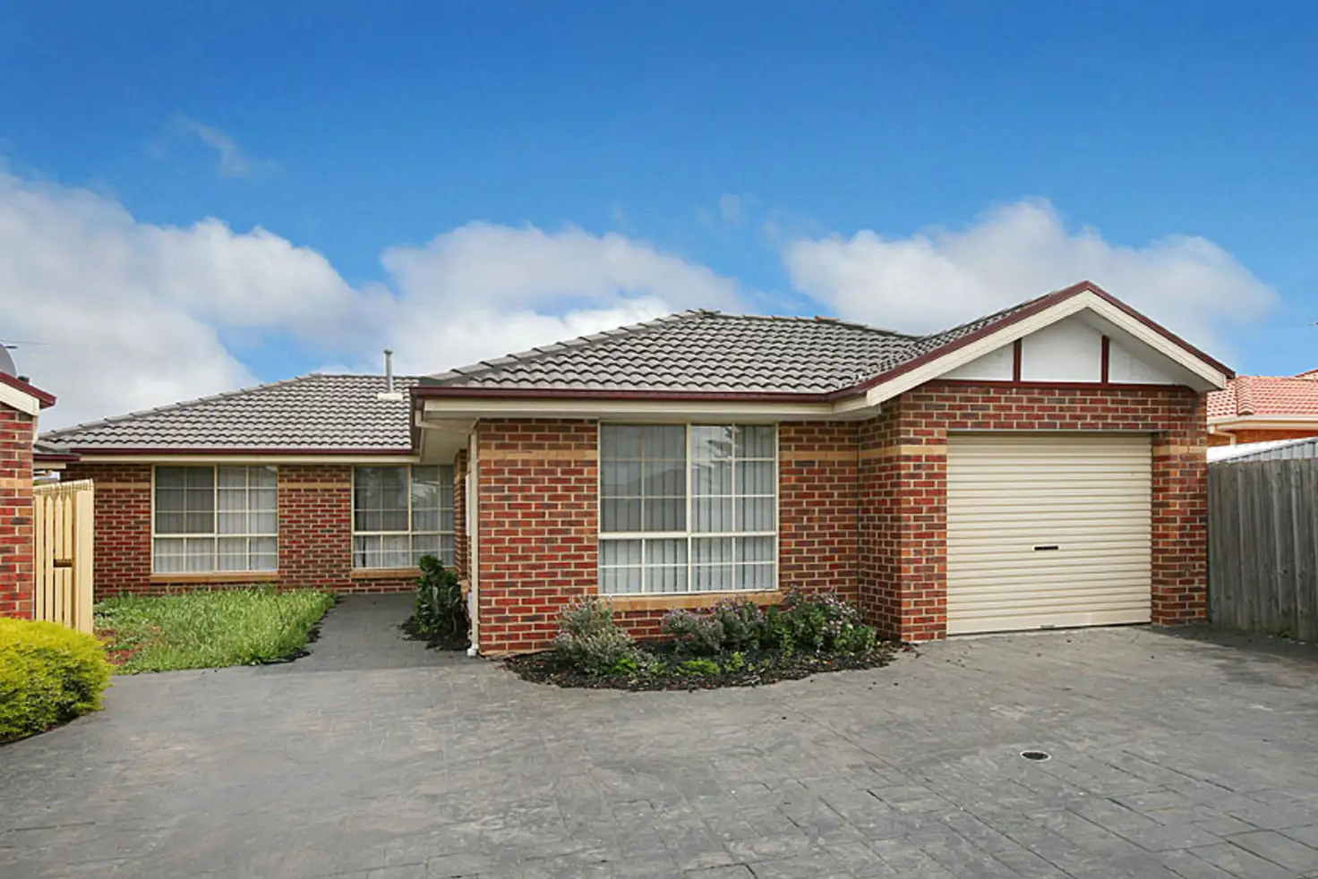 Main view of Homely unit listing, 2/45 Oarsome Drive, Delahey VIC 3037