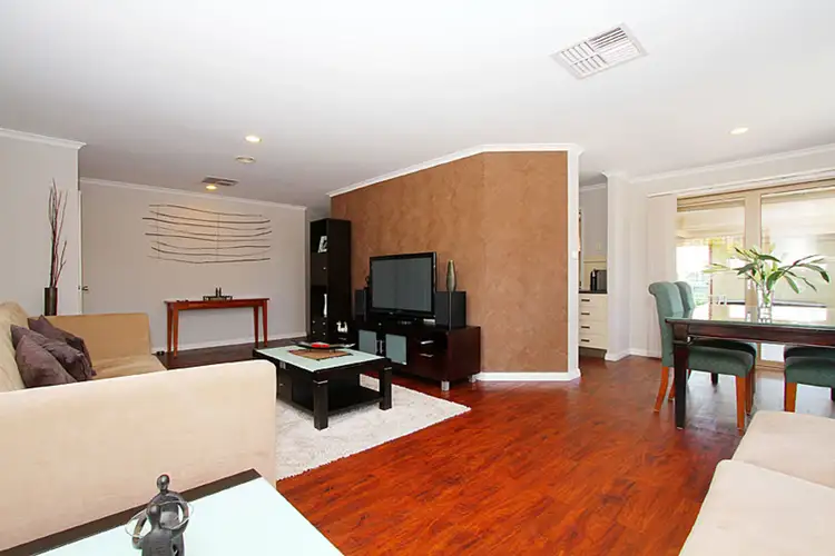 Fifth view of Homely house listing, 5 Berthon Crescent, Hillside VIC 3037