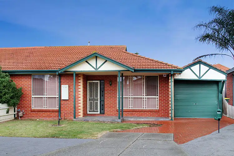 2/104 Willys Avenue, Keilor Downs VIC 3038