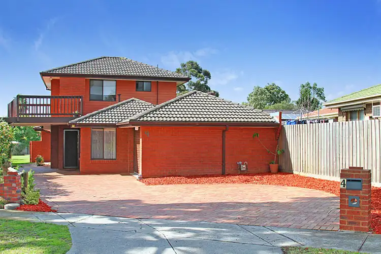 4 Bunya Court, Taylors Lakes VIC 3038