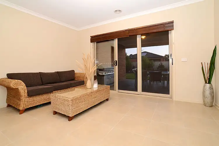 Sixth view of Homely house listing, 14 Nauru Court, Taylors Hill VIC 3037