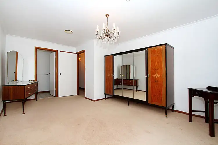 Fifth view of Homely house listing, 7 Durban Court, Keilor Downs VIC 3038