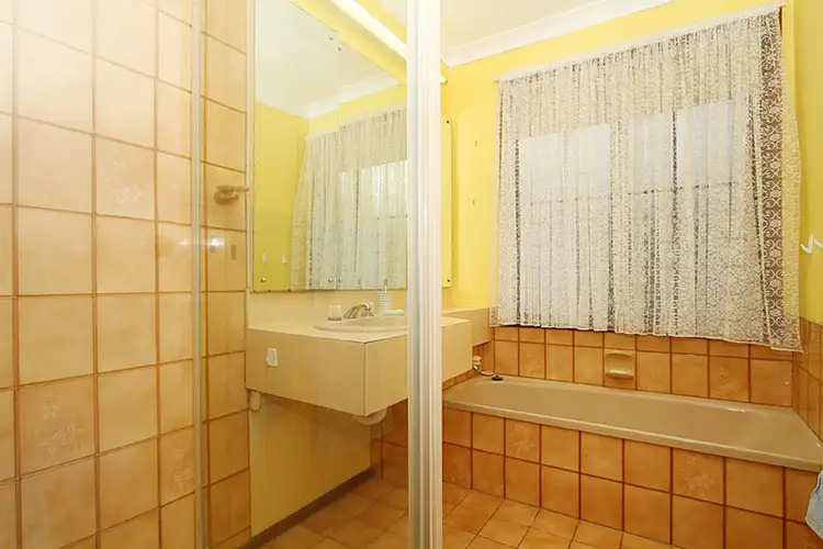 Fifth view of Homely house listing, 1 Cromer Place, Keilor Downs VIC 3038