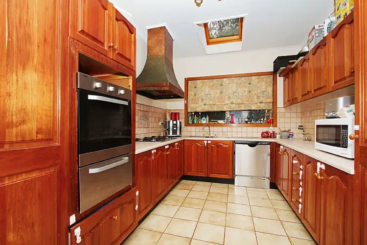 Second view of Homely house listing, 6 Hoban Close, Keilor Downs VIC 3038