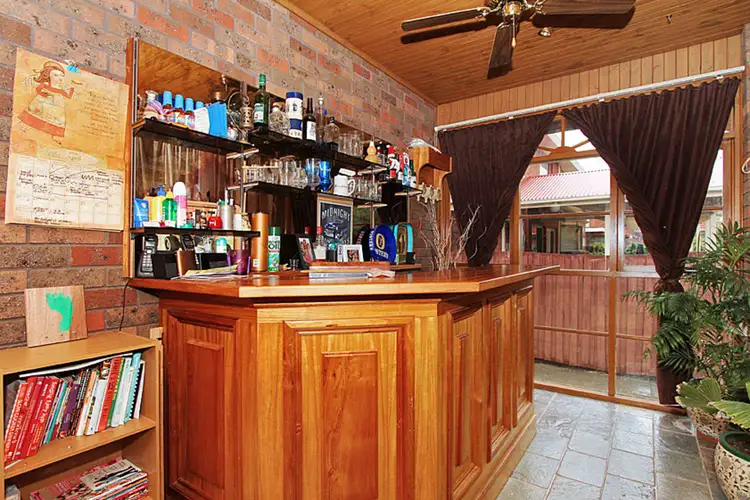 Fifth view of Homely house listing, 6 Hoban Close, Keilor Downs VIC 3038