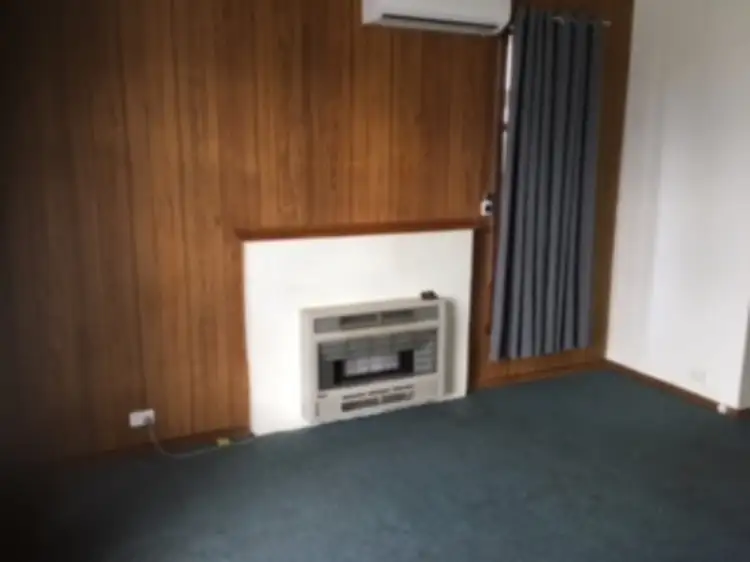 Fifth view of Homely house listing, 8 Dunbar Street, Morwell VIC 3840