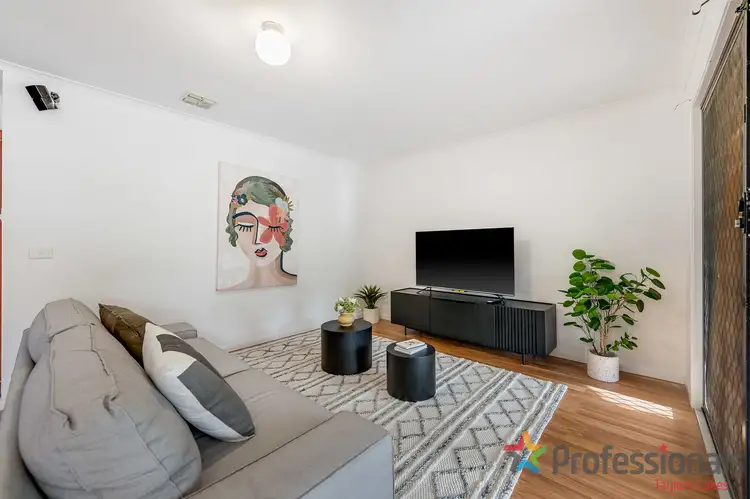 Fifth view of Homely house listing, 6 Mazzei Way, Sydenham VIC 3037