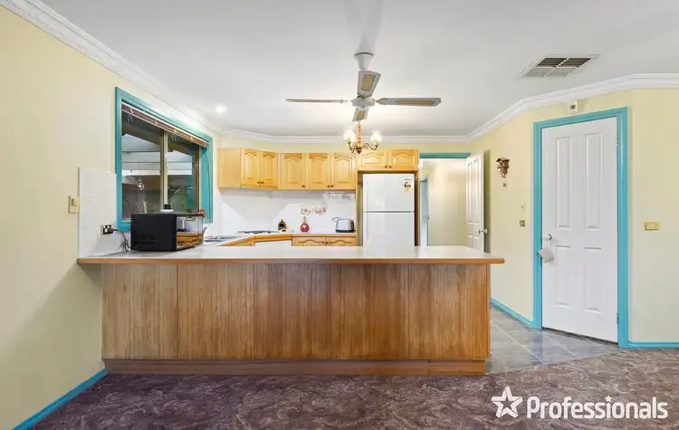 Fifth view of Homely house listing, 7 Sandy Wynd, Kilsyth South VIC 3137