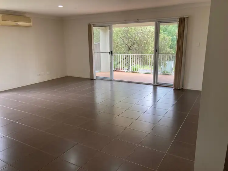 Second view of Homely house listing, 5 Michael Place, Oxley QLD 4075